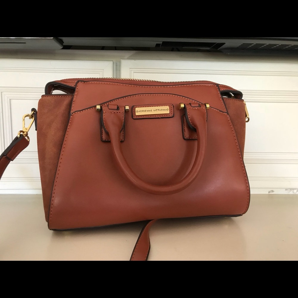 Medium size brown purse